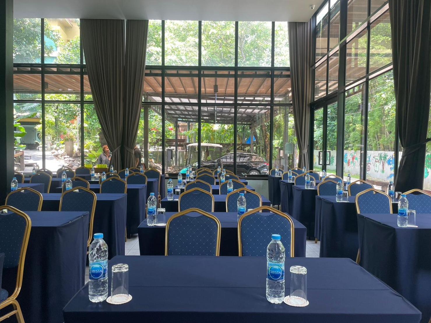 Trex Buriram Boutique Hotel Exterior photo